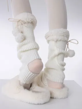Pompon warm leg warmers
