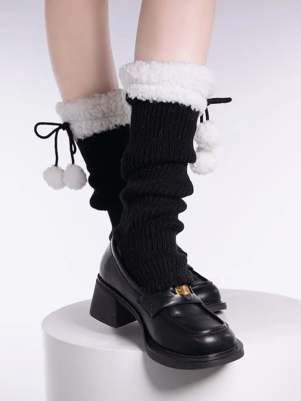 Pompon warm leg warmers