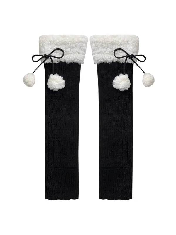 Pompon warm leg warmers