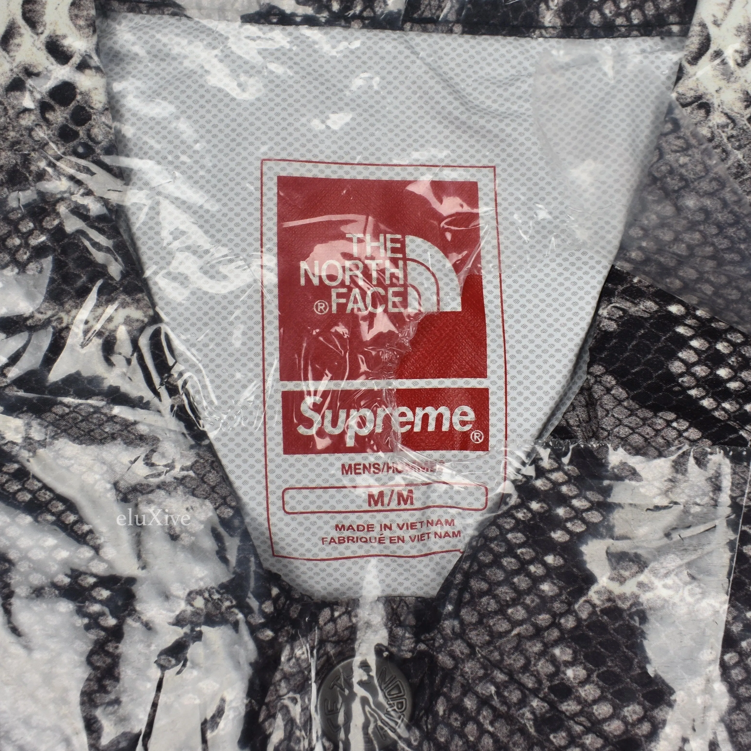 Supreme x The North Face - Snakeskin Print Coach's Jacket (Black)