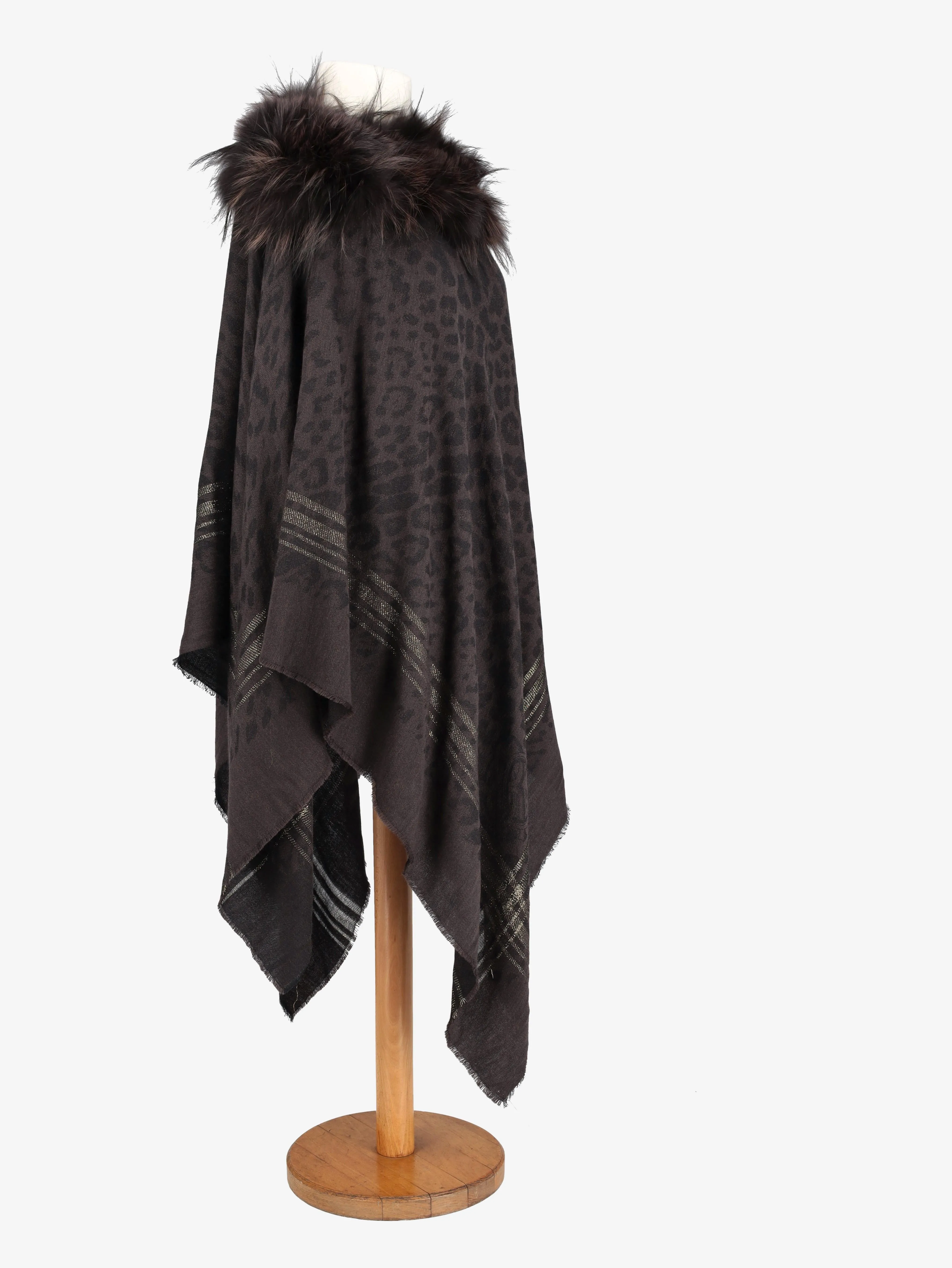 Vintage Wool Poncho With Fur Collar